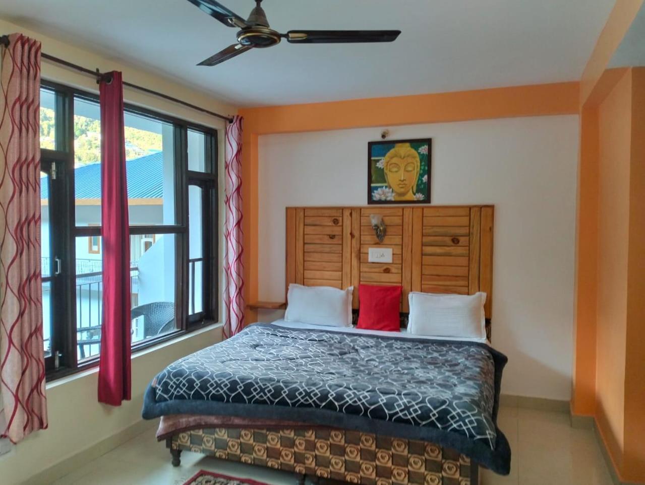 Aman Inn دارامشالا المظهر الخارجي الصورة