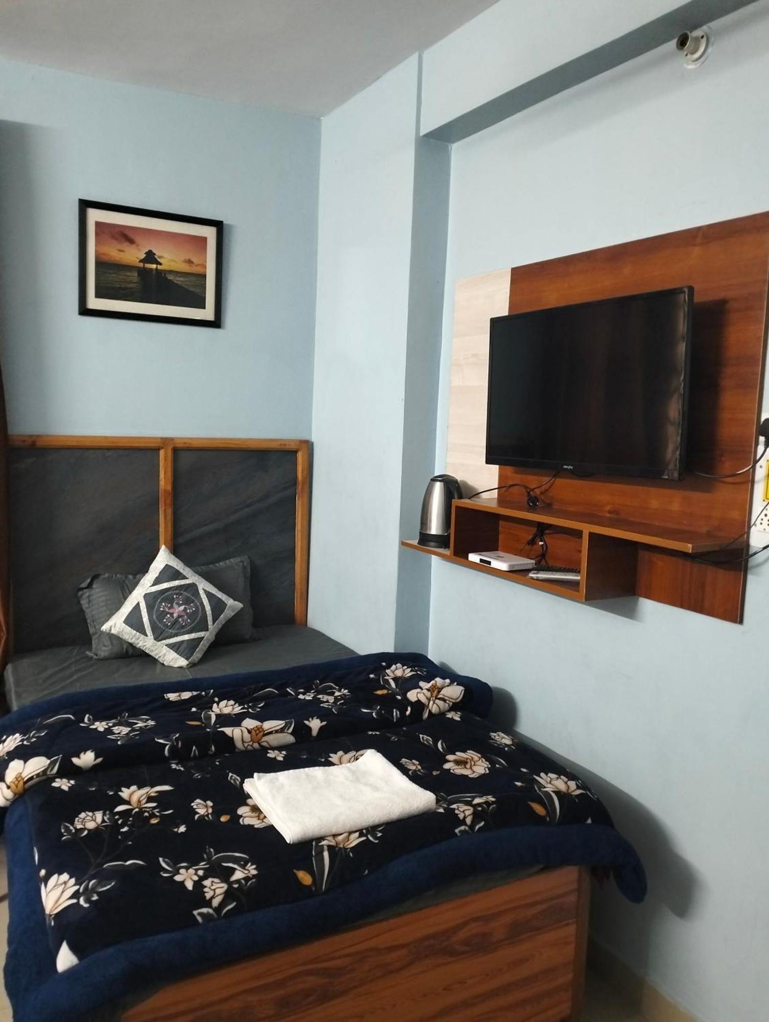 Aman Inn دارامشالا الغرفة الصورة